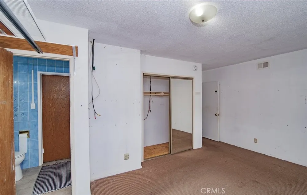4427 W 166th Lawndale, CA 90260