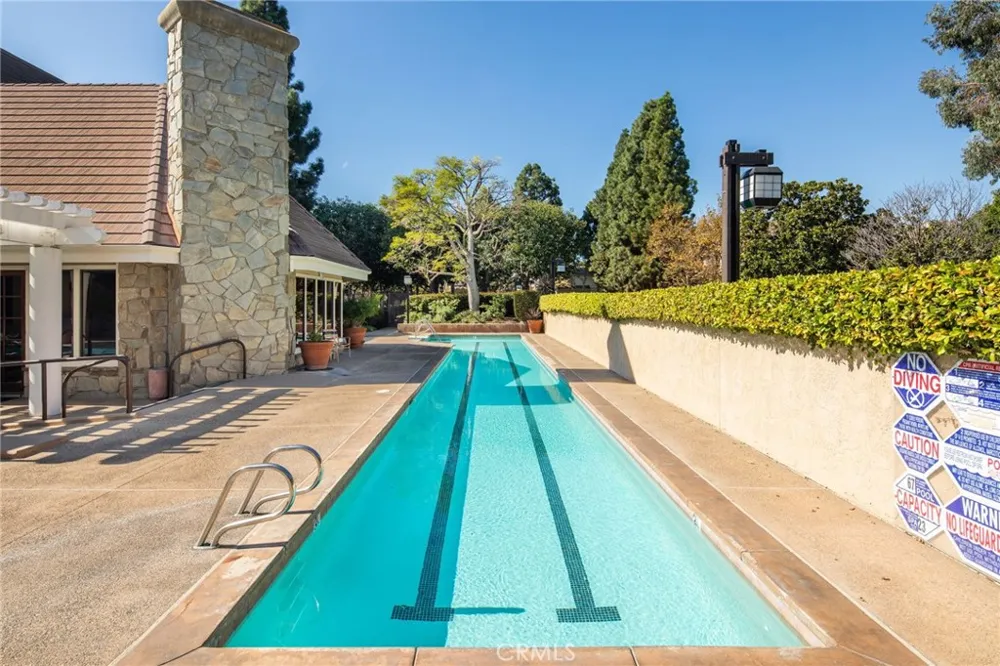 2595 Plaza Del Amo #413 Torrance, CA 90503