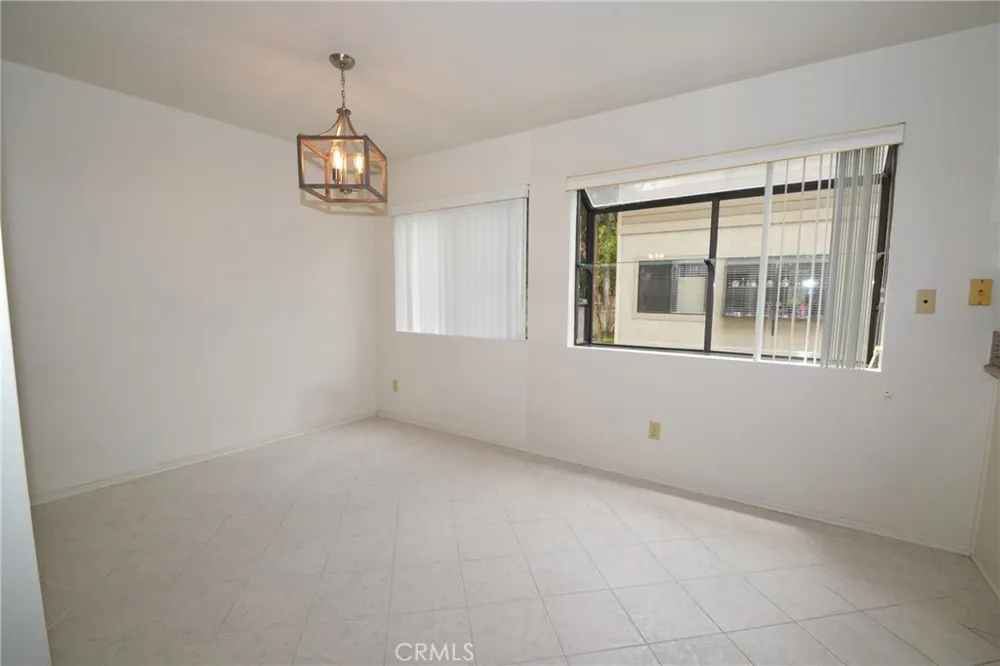 2595 Plaza Del Amo #413 Torrance, CA 90503