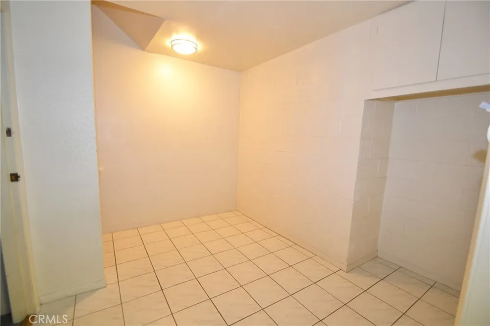 2595 Plaza Del Amo #413 Torrance, CA 90503