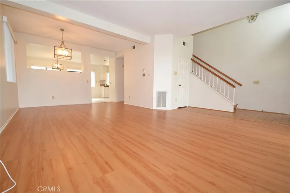 2595 Plaza Del Amo #413 Torrance, CA 90503