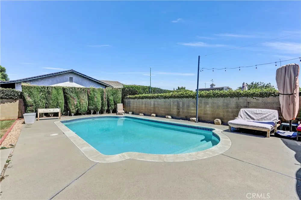 1432 Erin Avenue Upland, CA 91786
