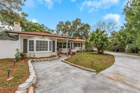 2608 OAKWOOD DRIVE