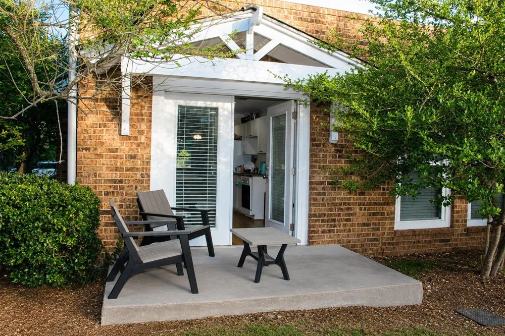 1725 Harvey Mitchell Parkway S #1517 College Station, TX 77840