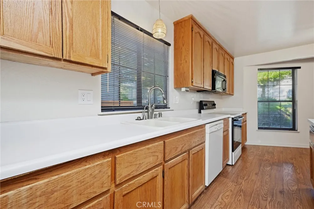 17153 Squirrelhill Road Hidden Valley Lake, CA 95467