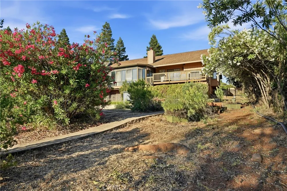 17153 Squirrelhill Road Hidden Valley Lake, CA 95467