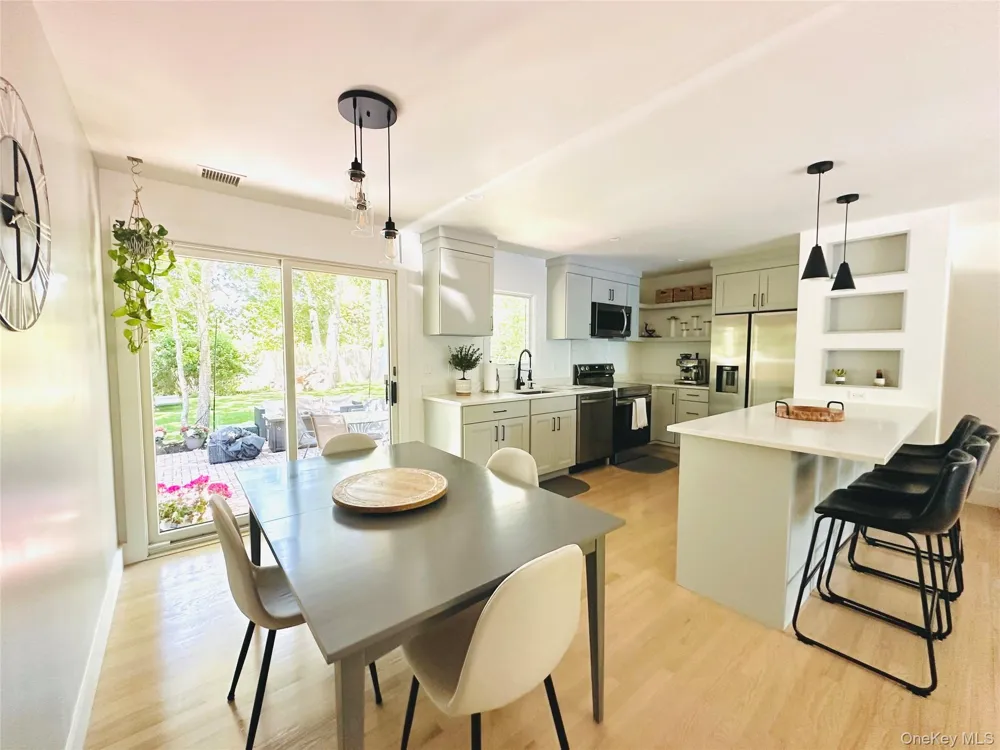 45 Yale Drive Hampton Bays, NY 11946