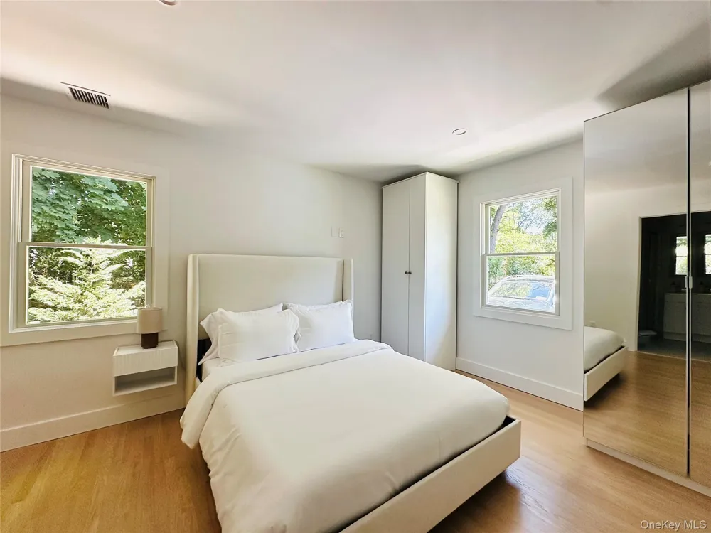 45 Yale Drive Hampton Bays, NY 11946