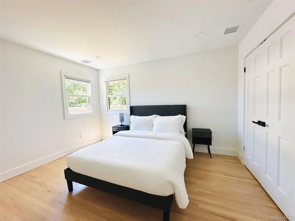 45 Yale Drive Hampton Bays, NY 11946