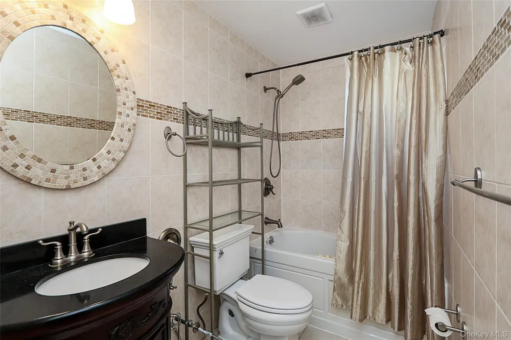 25A Reynolds Street Huntington Station, NY 11746