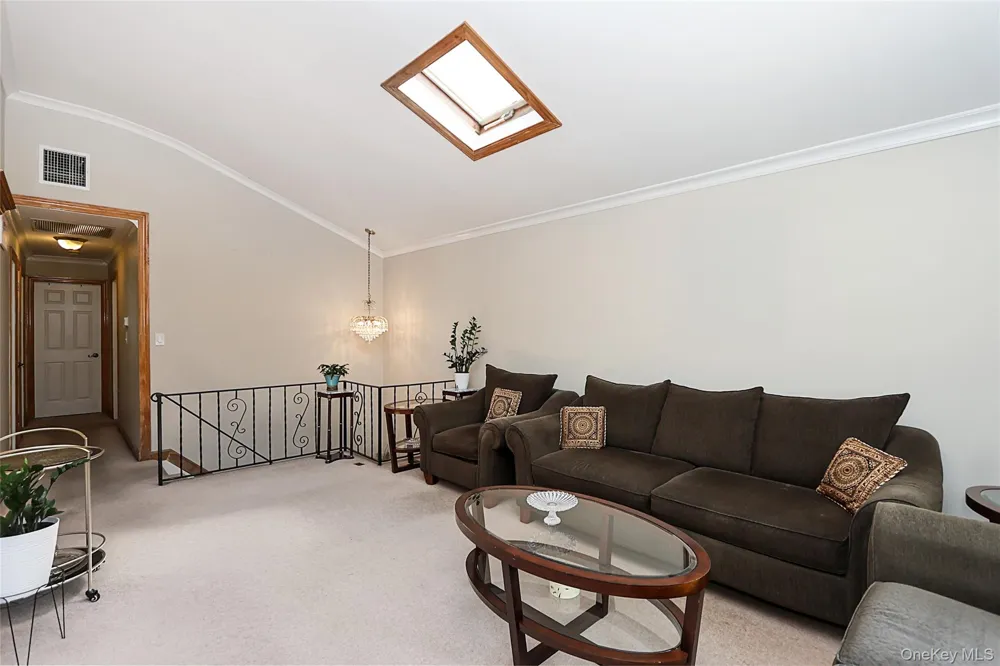 25A Reynolds Street Huntington Station, NY 11746