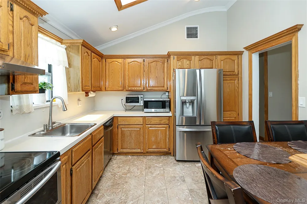 25A Reynolds Street Huntington Station, NY 11746