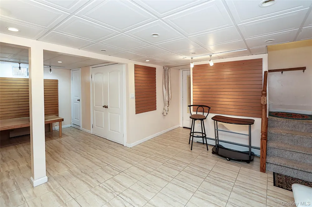 25A Reynolds Street Huntington Station, NY 11746
