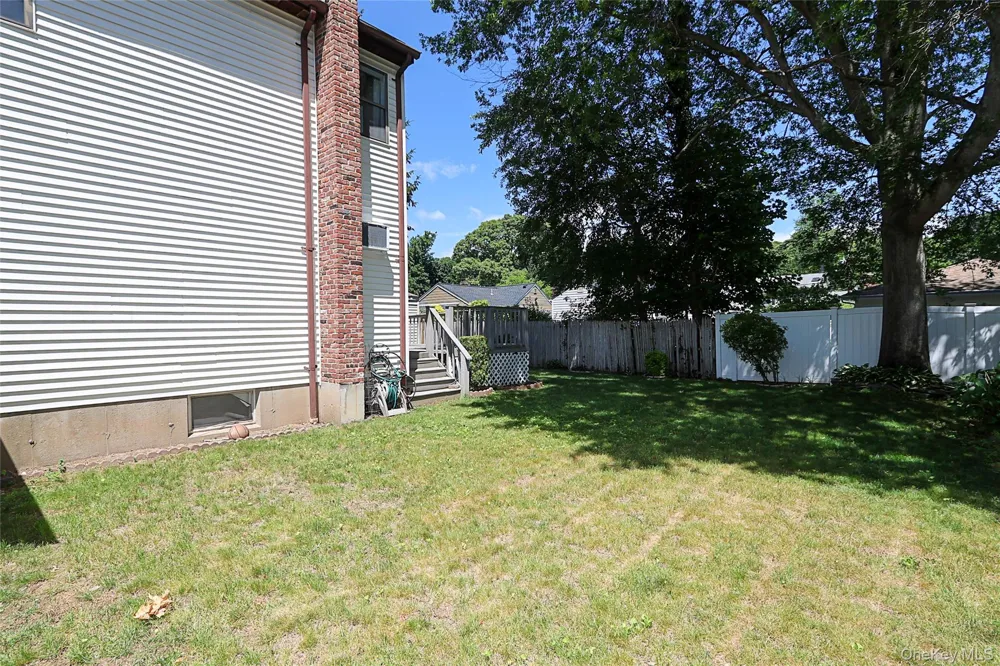 25A Reynolds Street Huntington Station, NY 11746