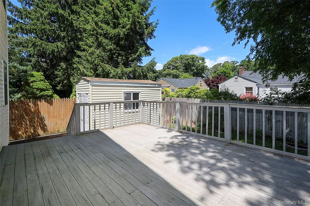 25A Reynolds Street Huntington Station, NY 11746