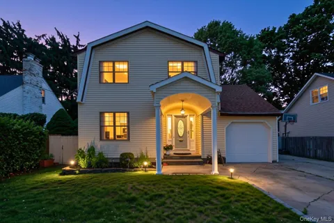 25A Reynolds Street