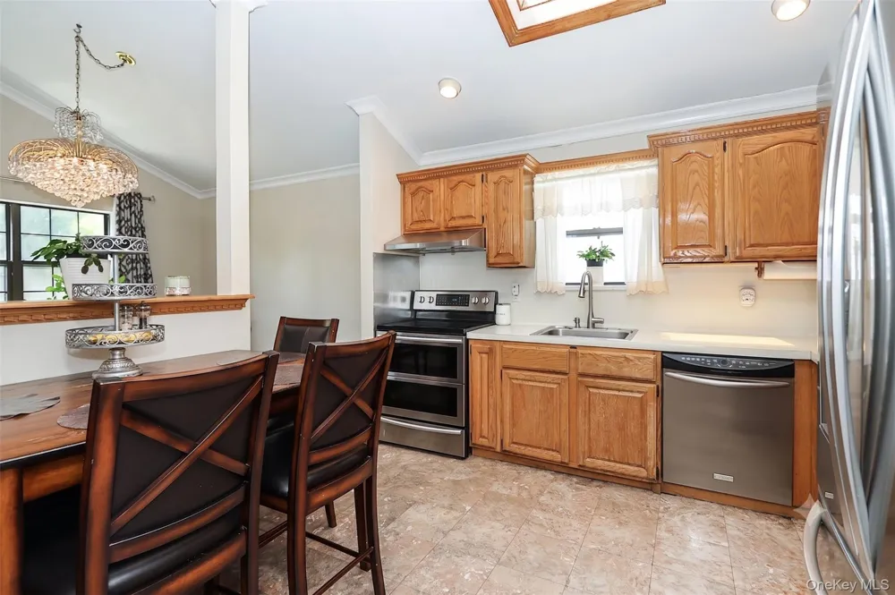 25A Reynolds Street Huntington Station, NY 11746