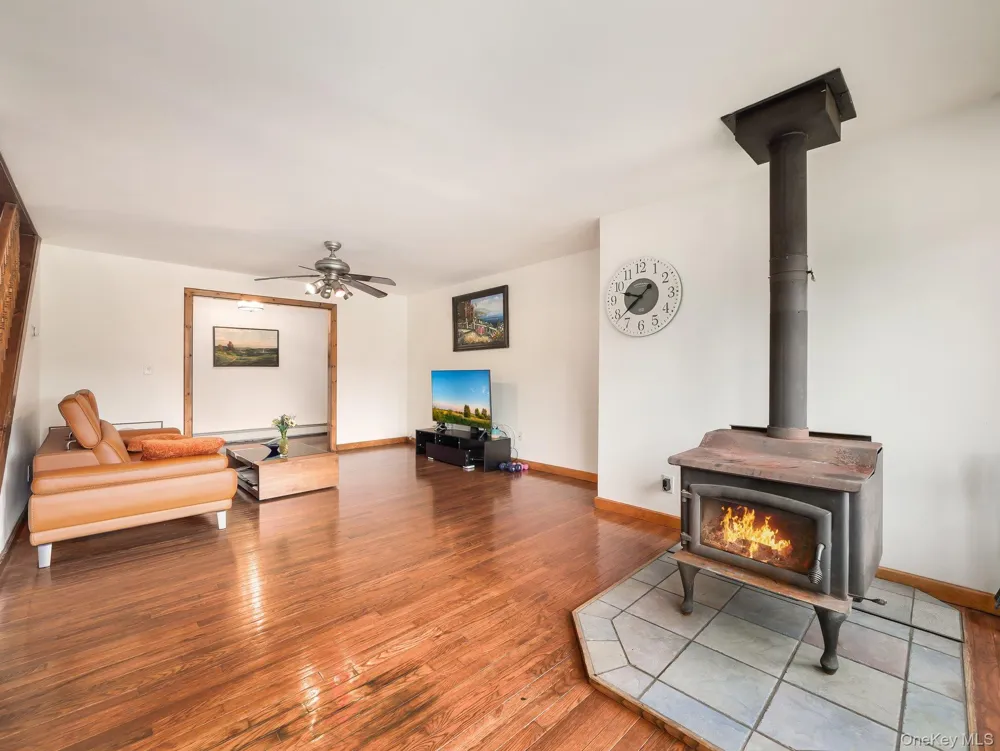 2643 State Route 209 Wurtsboro, NY 12790