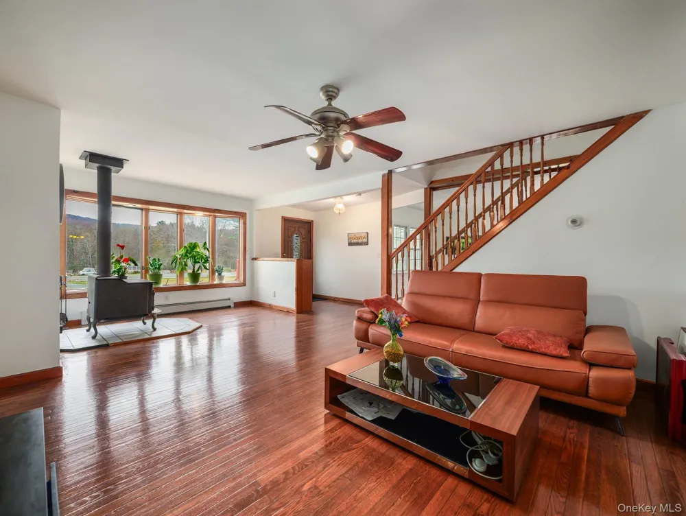 2643 State Route 209 Wurtsboro, NY 12790