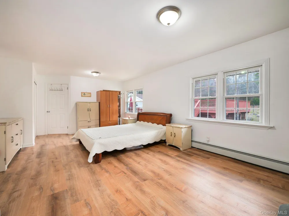 2643 State Route 209 Wurtsboro, NY 12790