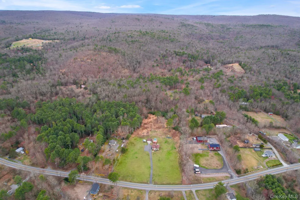 2643 State Route 209 Wurtsboro, NY 12790