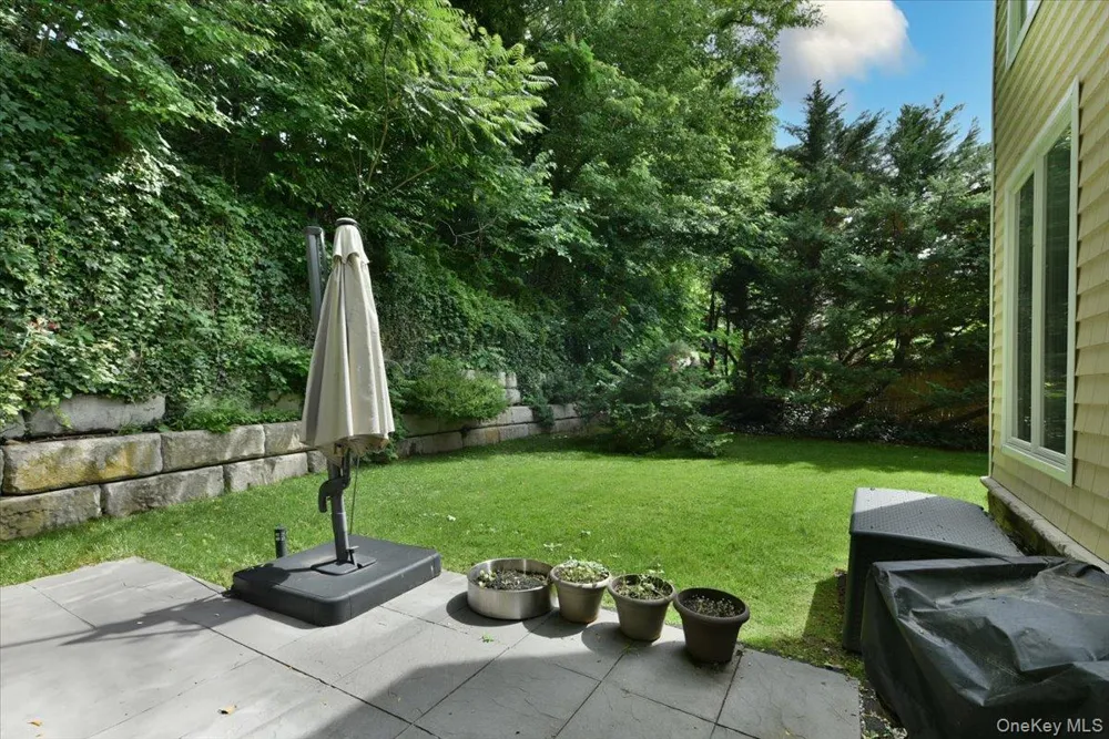 245 Harbor Hill Road East Hills, NY 11576