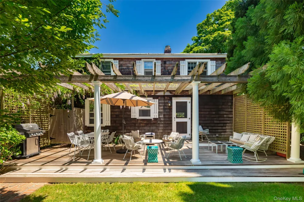 115 Main Street Southampton, NY 11968