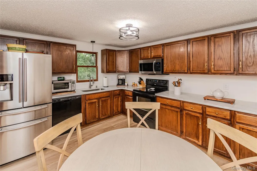 7 Colleen Lane Wallkill, NY 12589