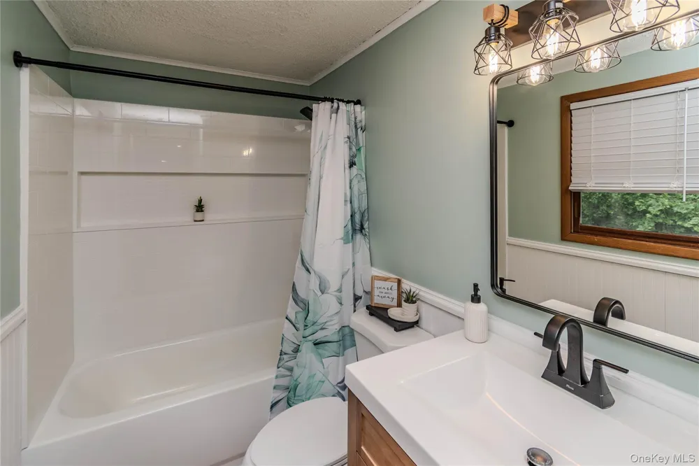 7 Colleen Lane Wallkill, NY 12589