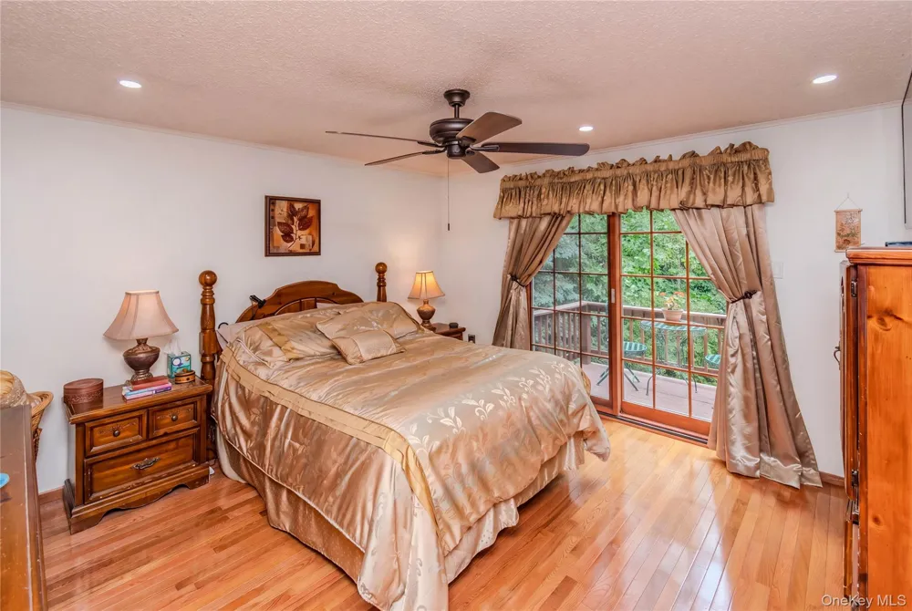 7 Colleen Lane Wallkill, NY 12589