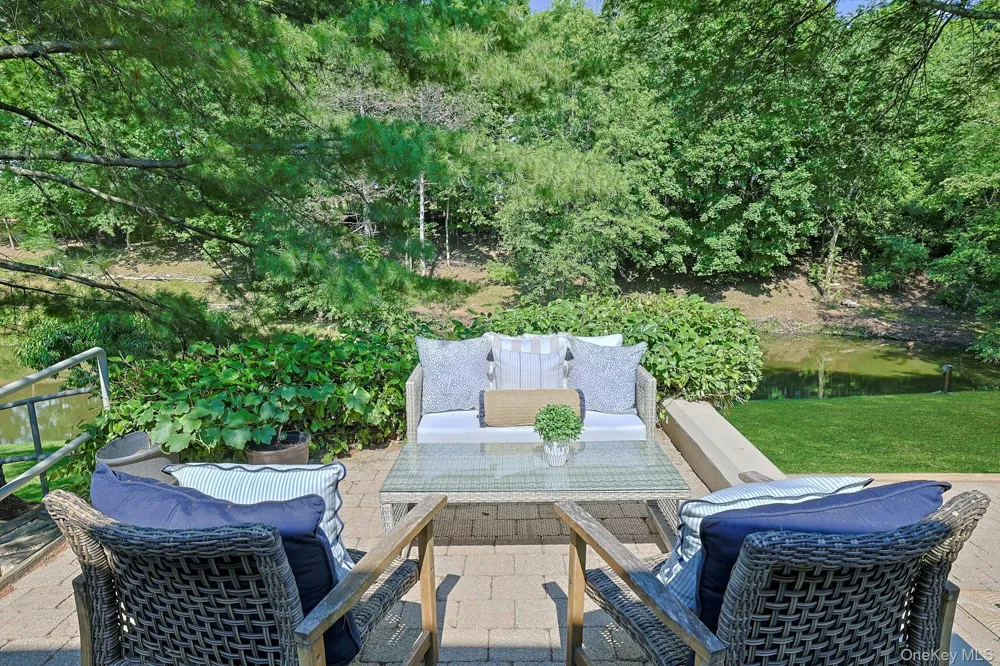 41 Murray Hill Road Scarsdale, NY 10583