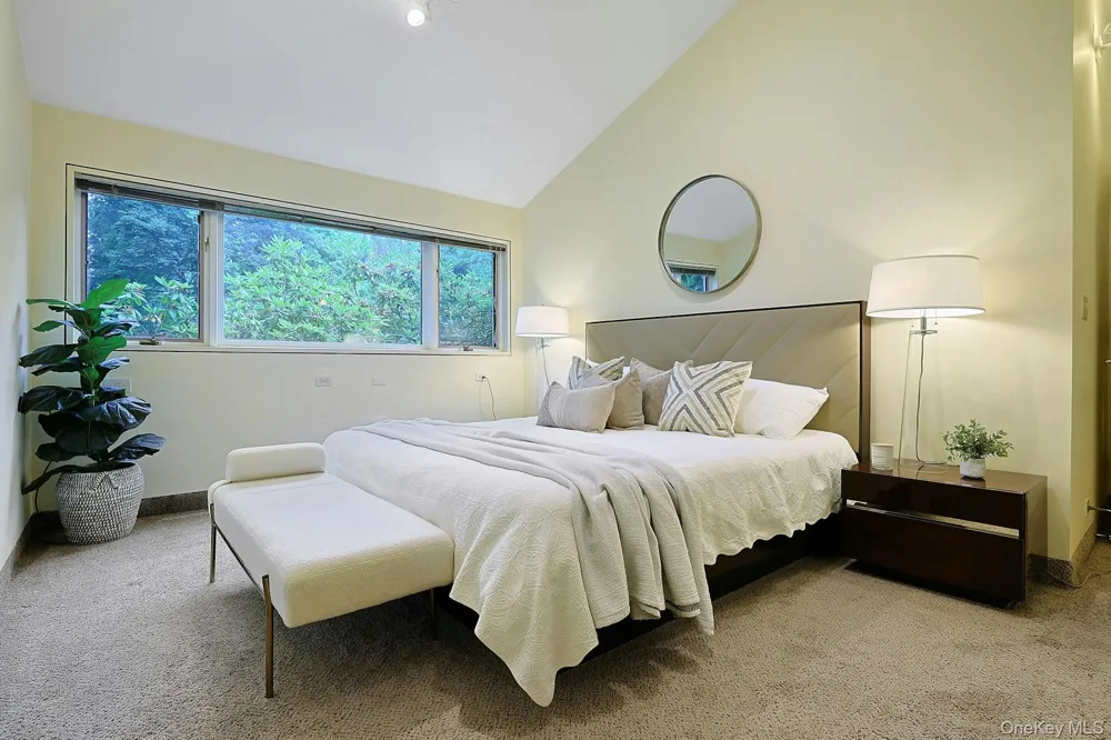 41 Murray Hill Road Scarsdale, NY 10583