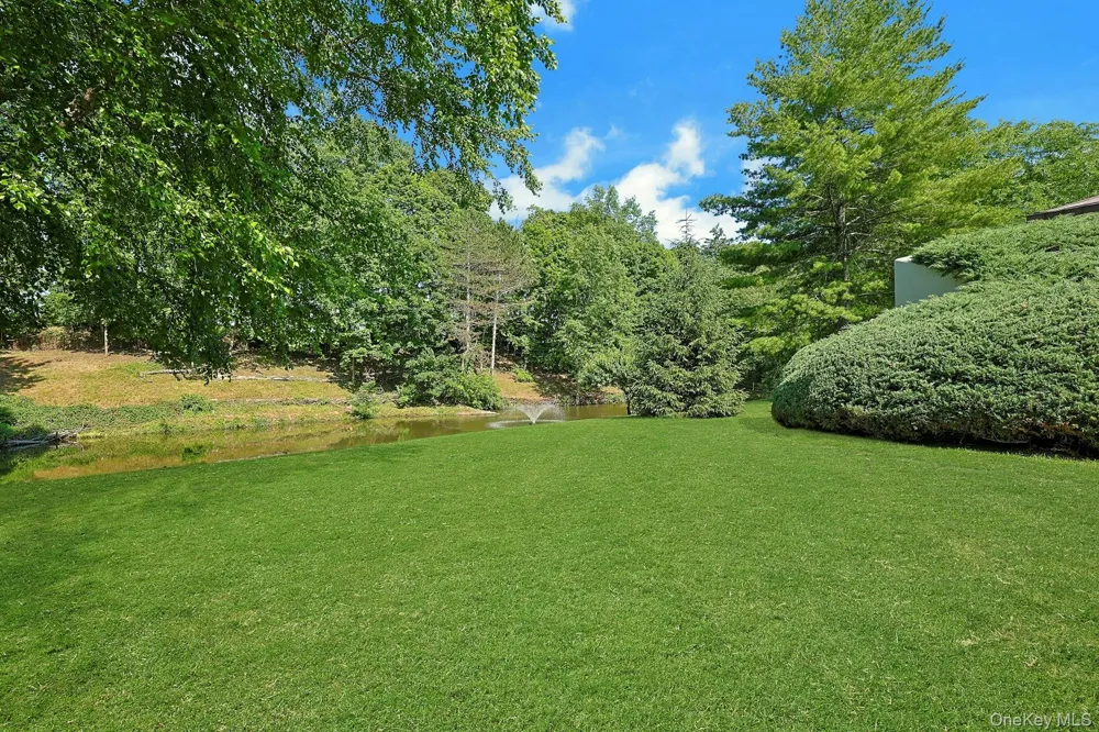 41 Murray Hill Road Scarsdale, NY 10583