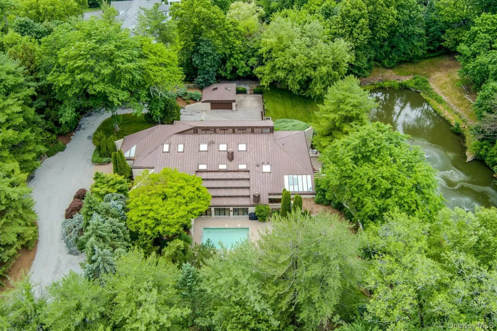 41 Murray Hill Road Scarsdale, NY 10583