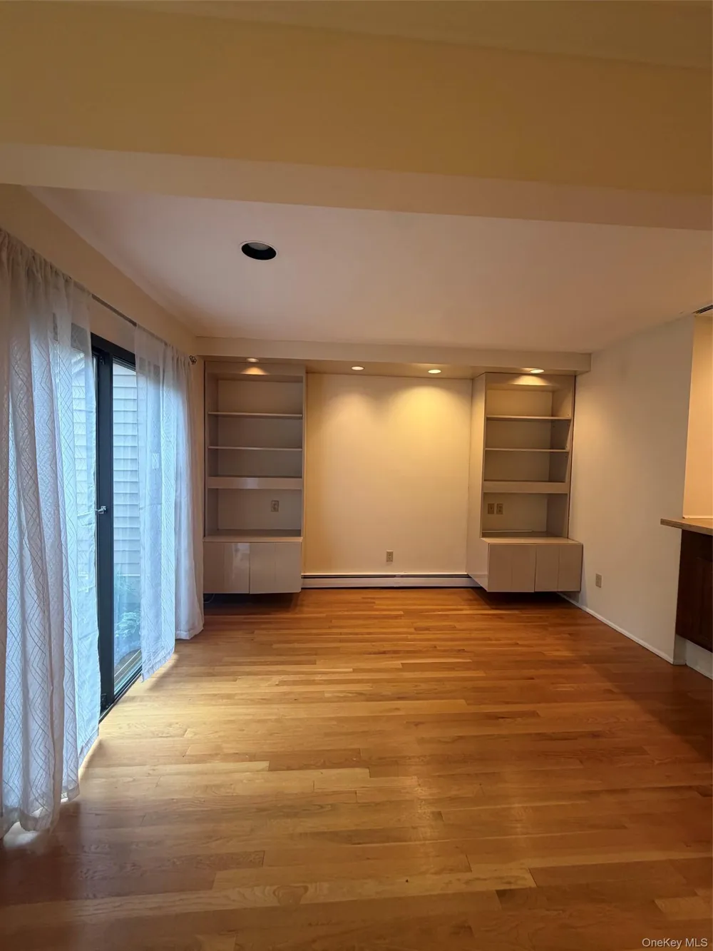 75 Greenway Close #75 Rye Brook, NY 10573