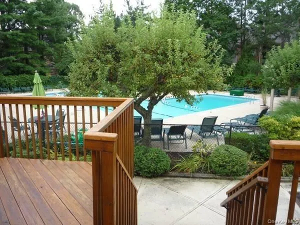 75 Greenway Close #75 Rye Brook, NY 10573