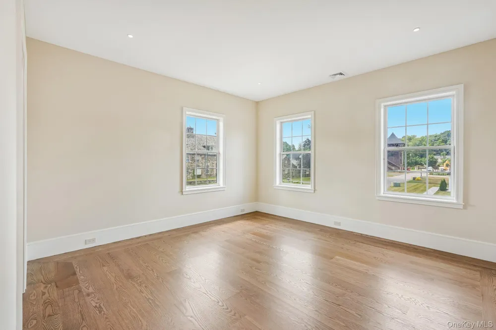 1707 Marie Lane Mohegan Lake, NY 10547