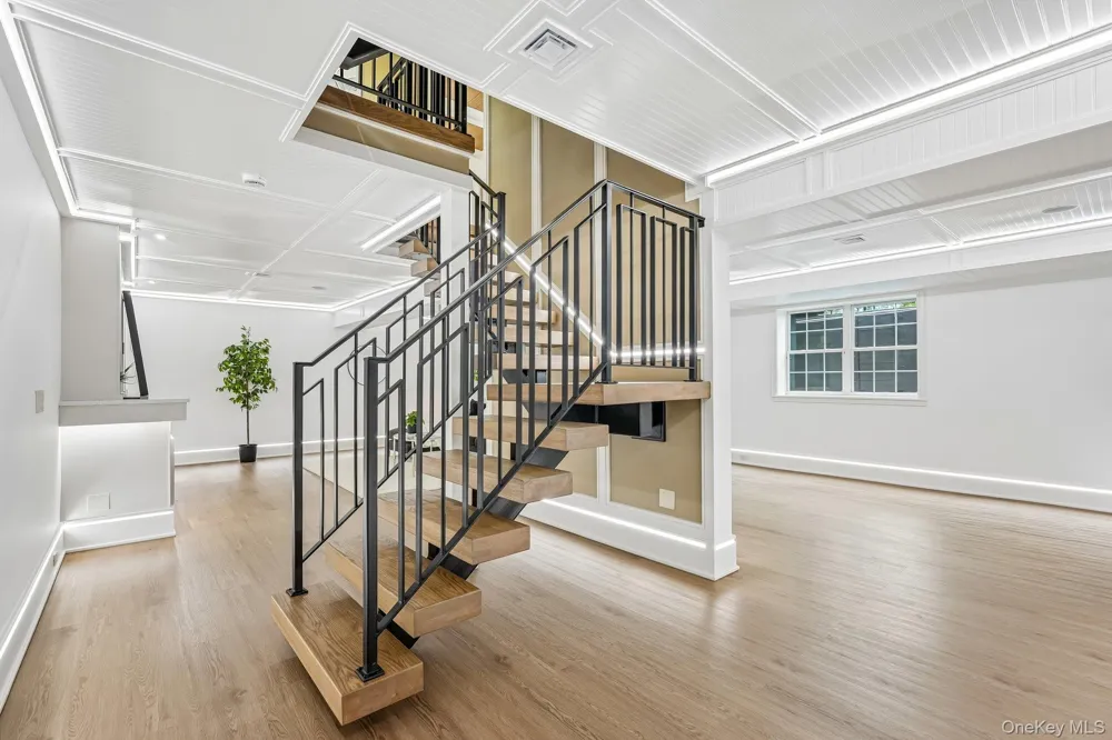 1707 Marie Lane Mohegan Lake, NY 10547