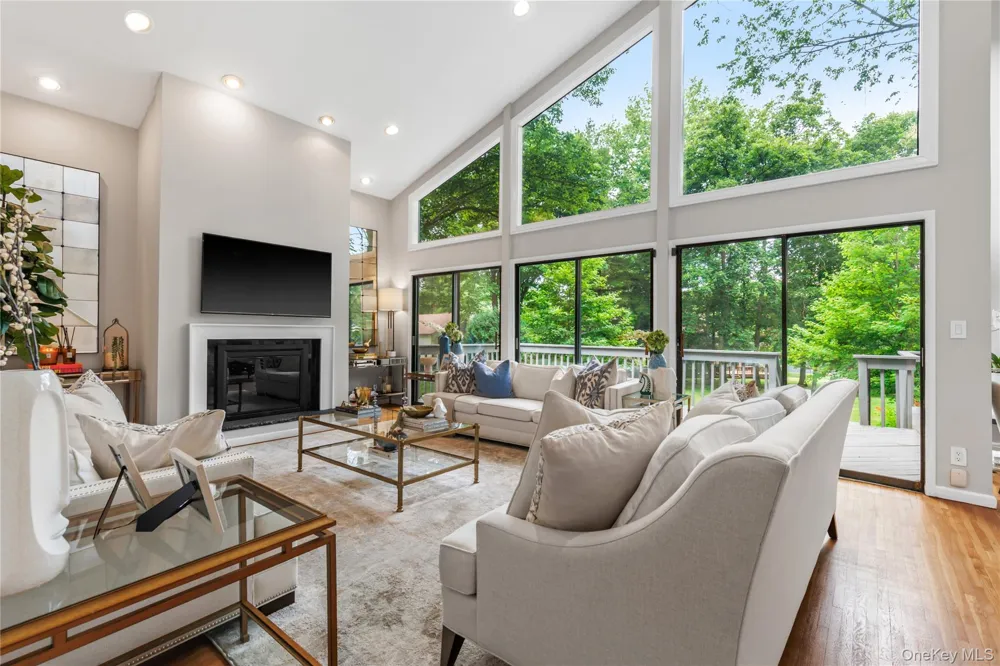 52 Talcott Road Rye Brook, NY 10573