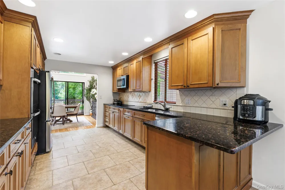 52 Talcott Road Rye Brook, NY 10573