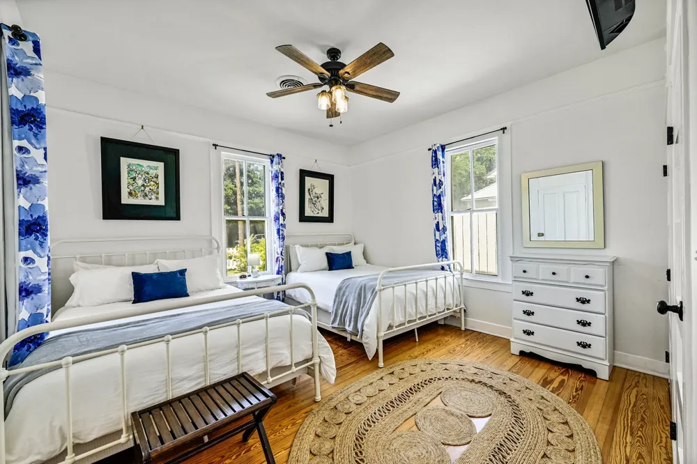 410 E Schubert Street Fredericksburg, TX 78624