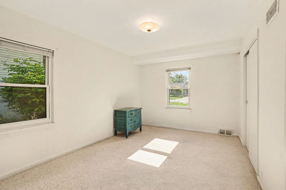 51 Pine Street South Haven City, MI 49090