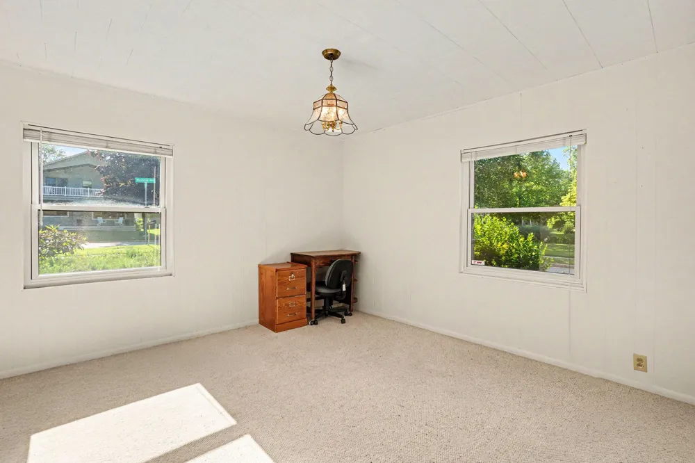 51 Pine Street South Haven City, MI 49090