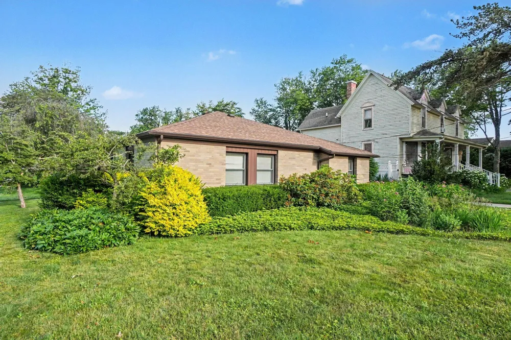 51 Pine Street South Haven City, MI 49090