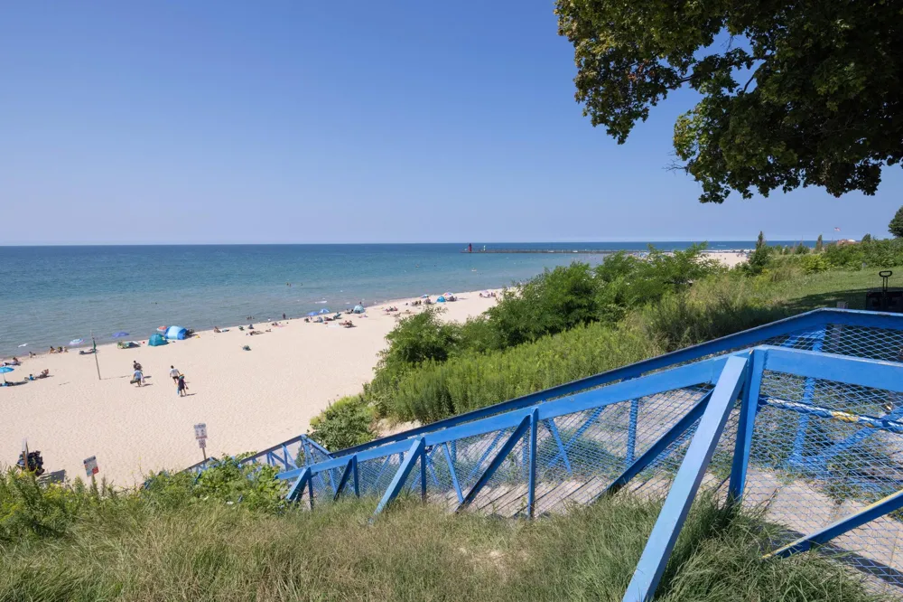 51 Pine Street South Haven City, MI 49090