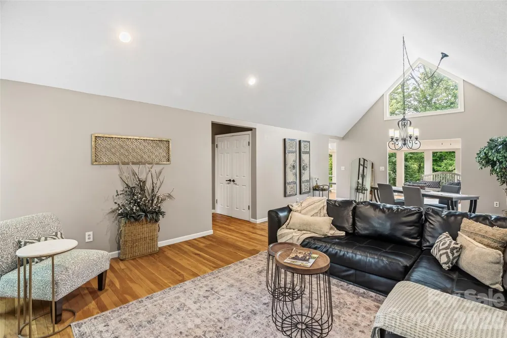 16 Canterbury Drive Arden, NC 28704
