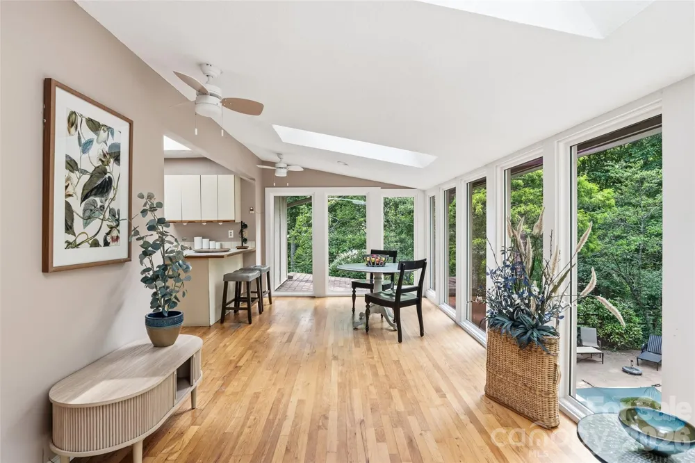 16 Canterbury Drive Arden, NC 28704