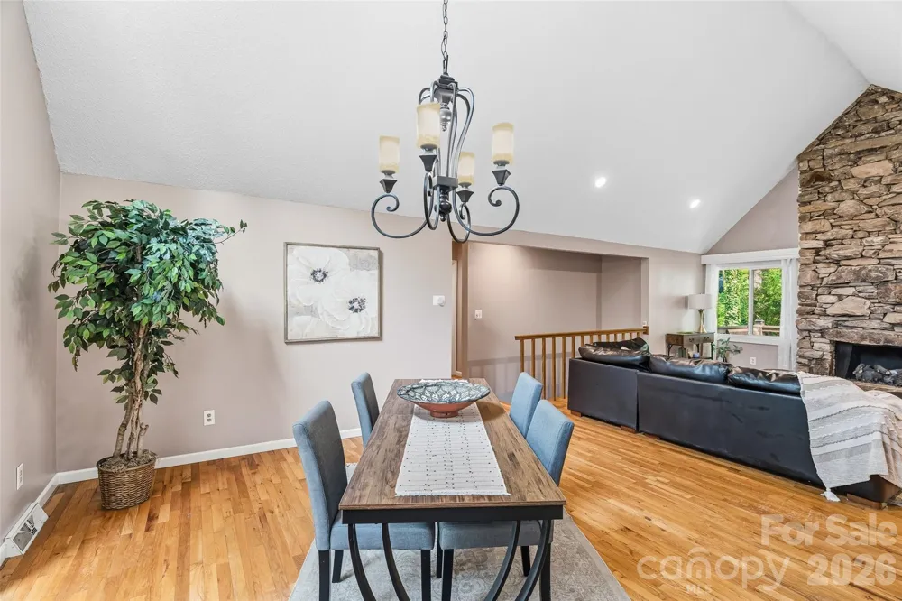 16 Canterbury Drive Arden, NC 28704