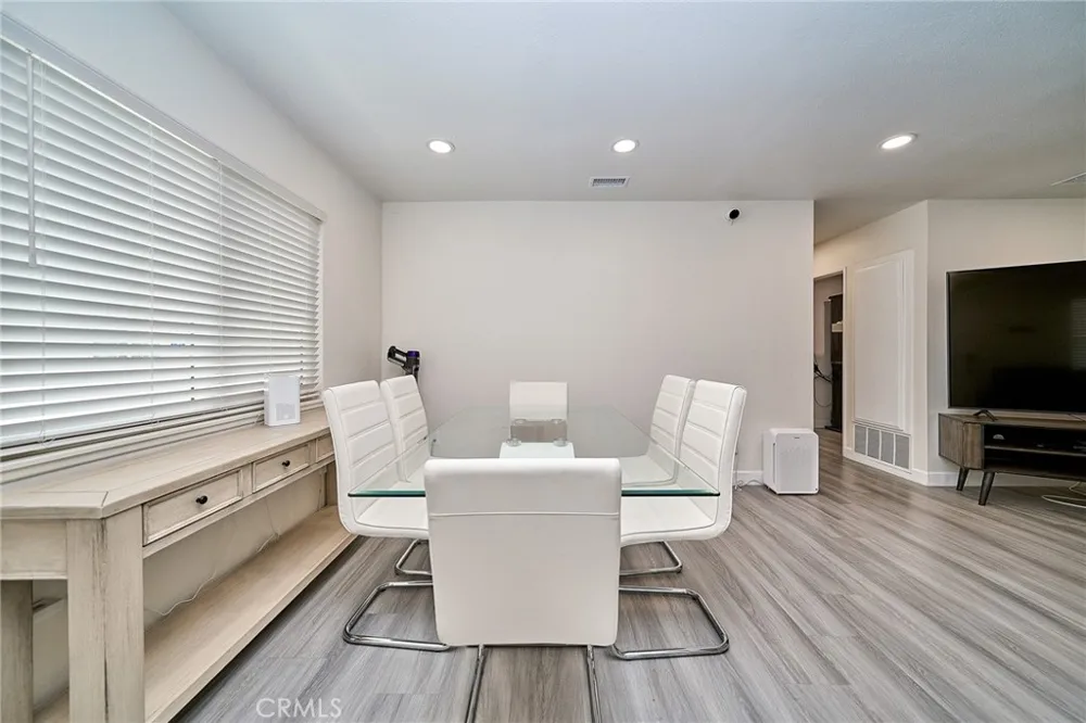 2346 Coventry Cir., #18 Fullerton, CA 92833