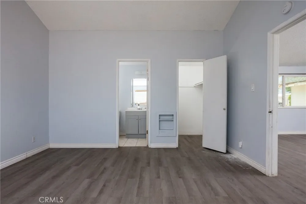 21108 79th California City, CA 93505
